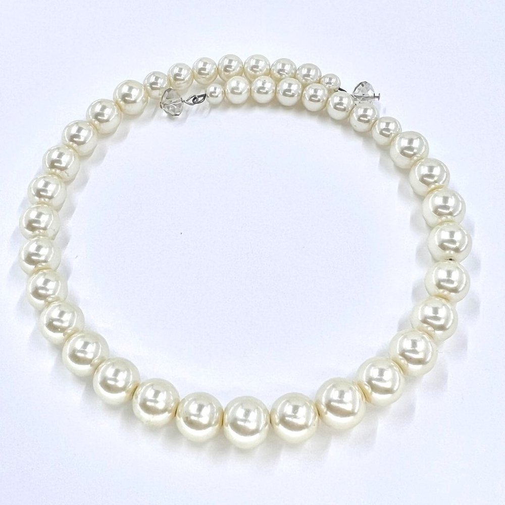 Simple Faux White Pearl Wrap 14” Choker Necklace w/ Clear Crystal Accent Beads